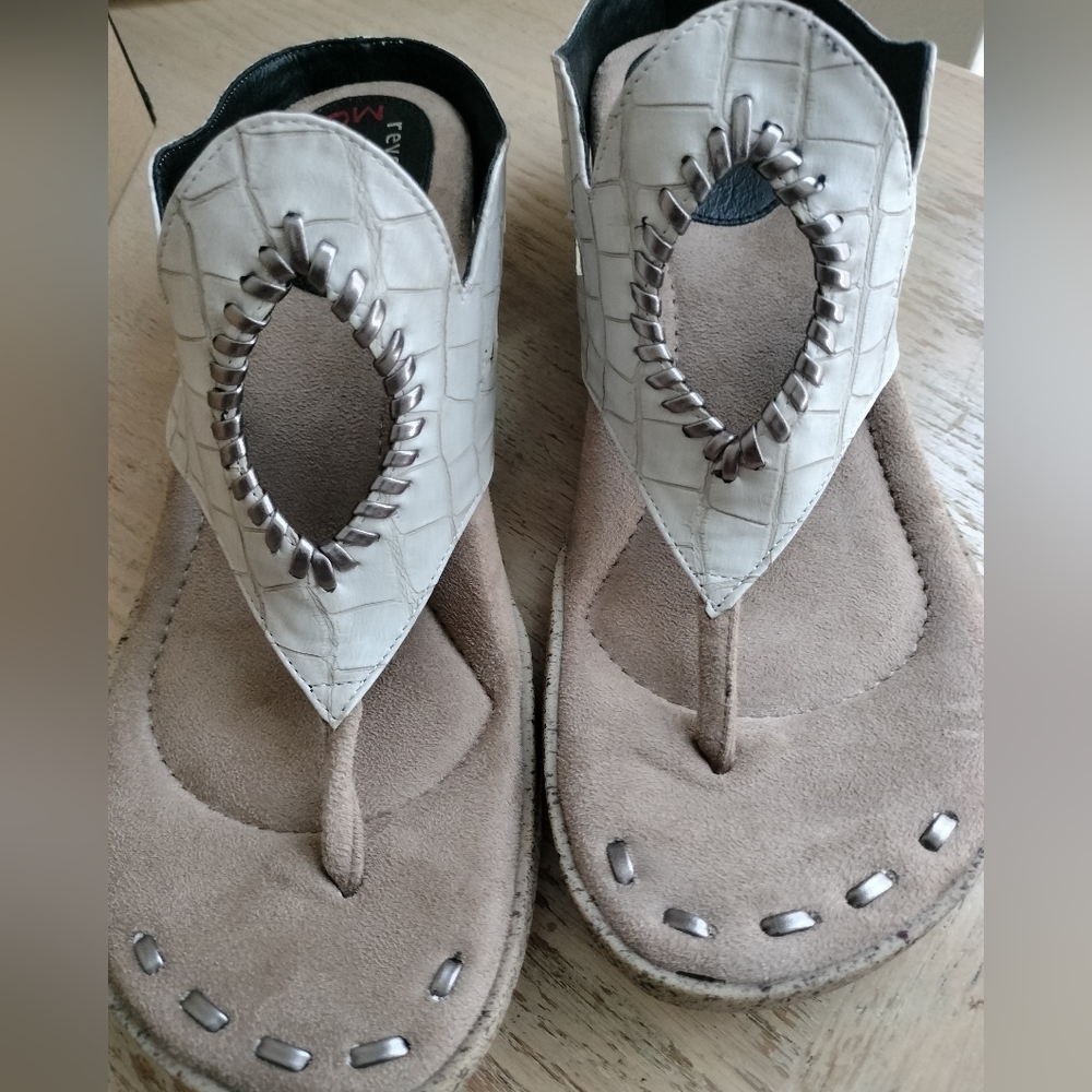 Designer sandals - Picture 8 of 12